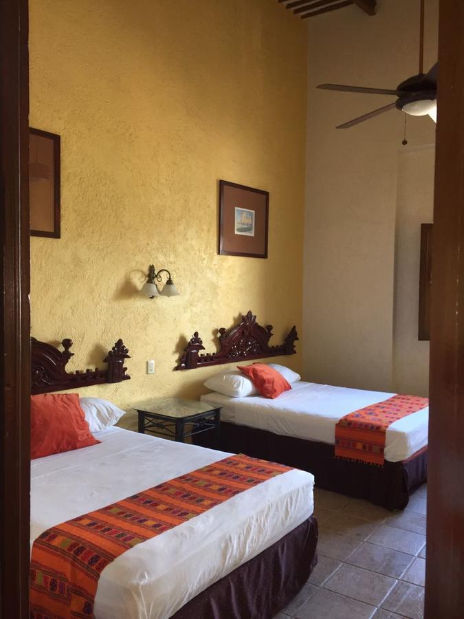 Hotel San Miguel Arcangel Izamal Bagian luar foto