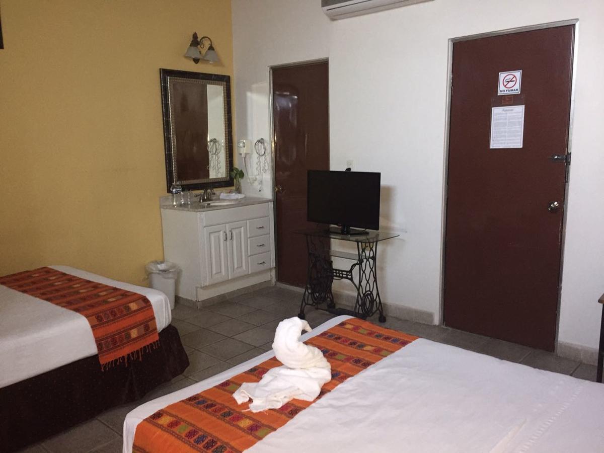 Hotel San Miguel Arcangel Izamal Bagian luar foto