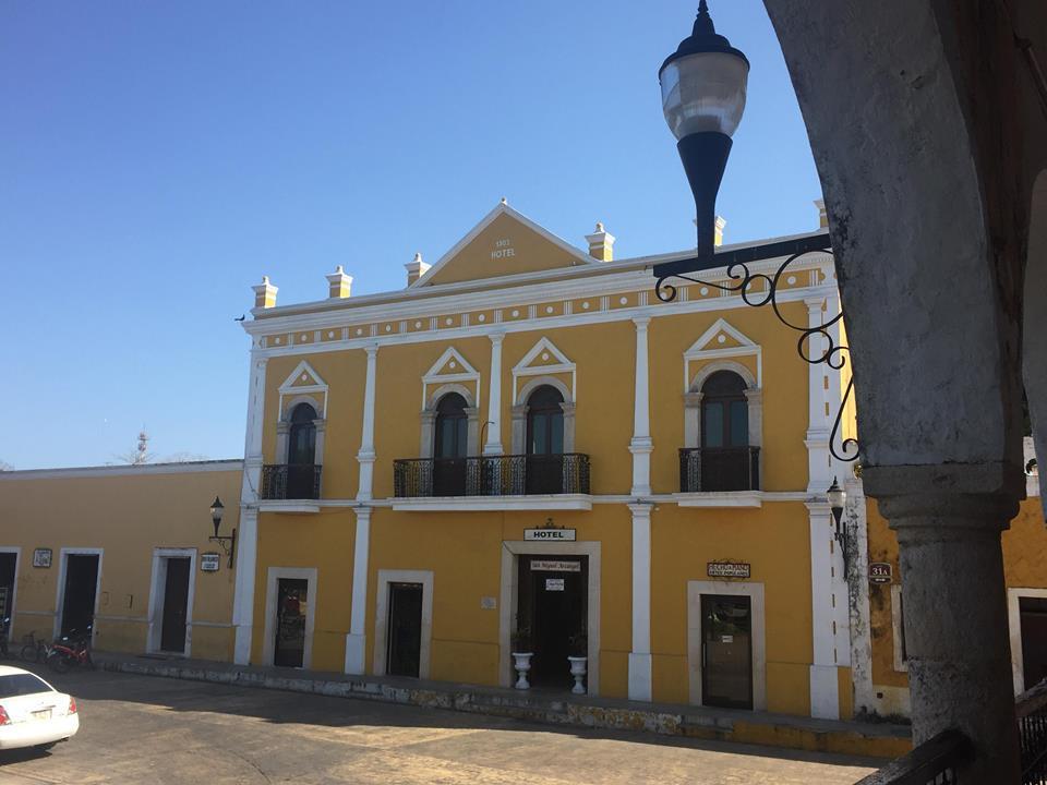 Hotel San Miguel Arcangel Izamal Bagian luar foto
